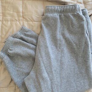 Aritzia TNA Sweatfleece Mega Fit Sweatpants